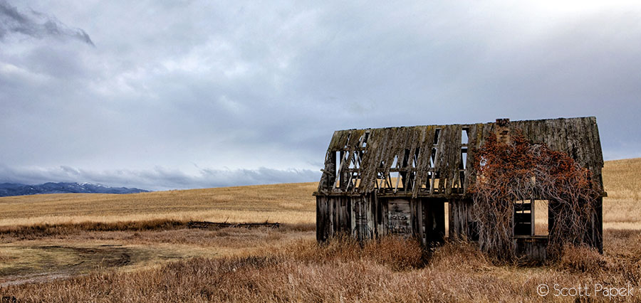 Right along the Western Wyoming border lies this abandoned shack. Check out the creepy warriors painted on the left sdie of the...